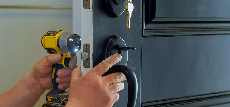Commercial Door Lock Installation Eagle Pass